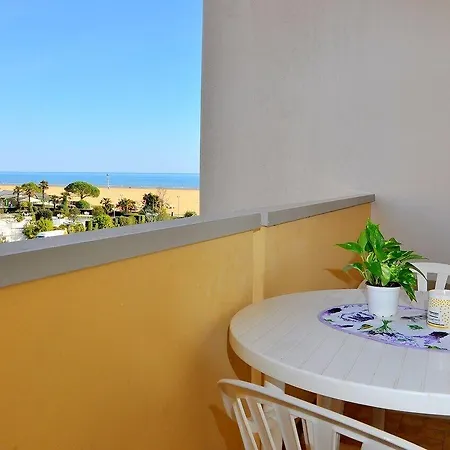 Lovely With Balcony - Beahost * ביביונה