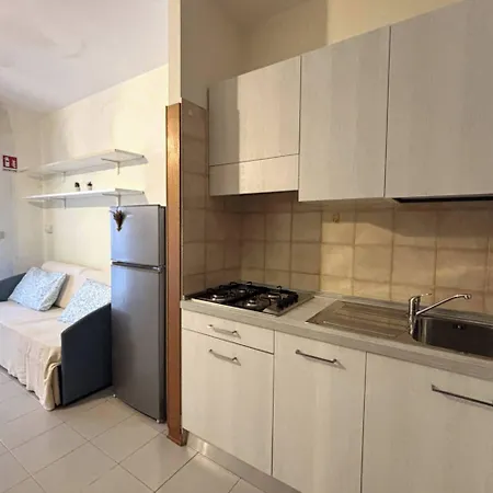 Apartman Lovely With Balcony - Beahost